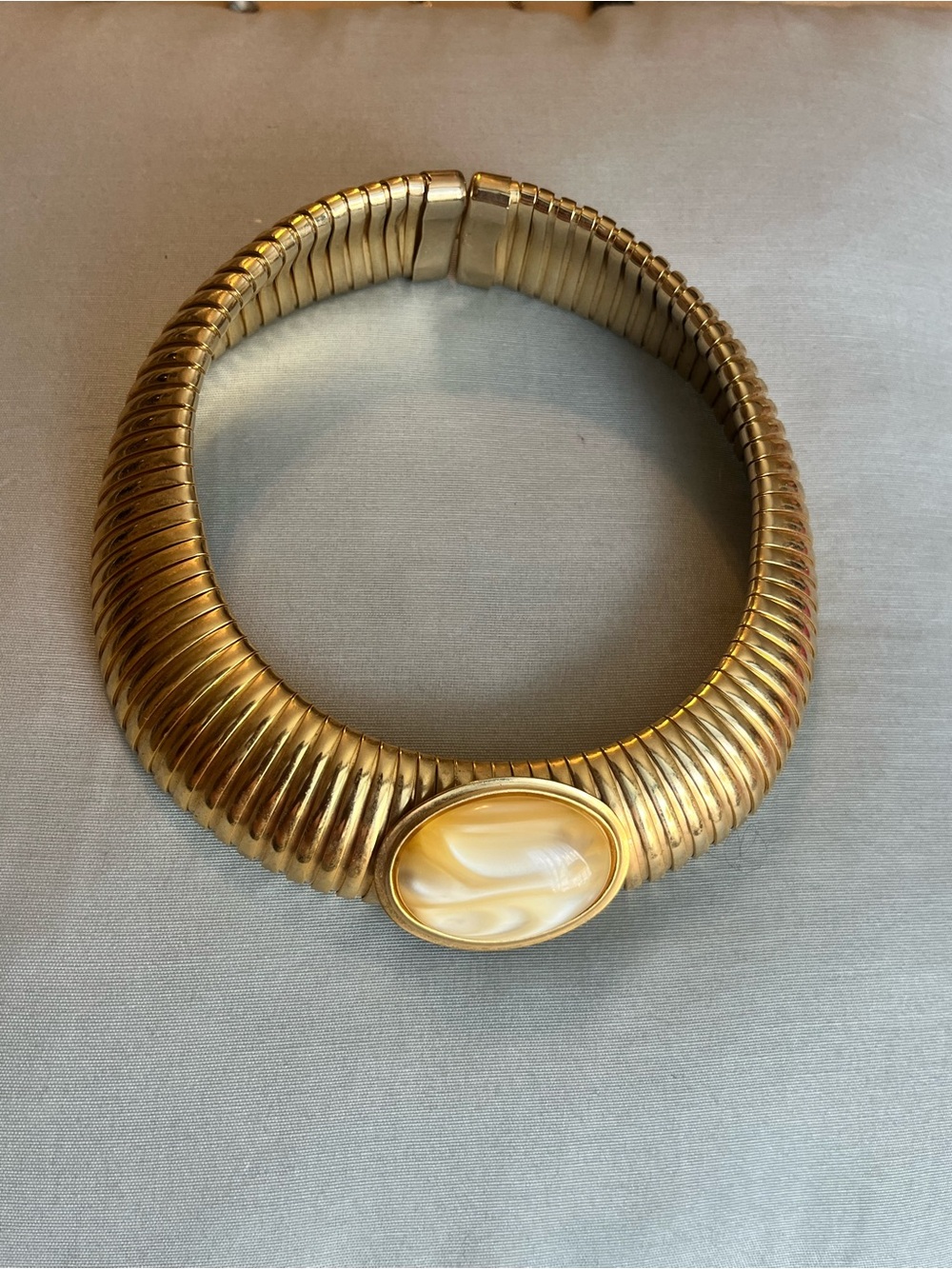 Vintage 80s-90s Gold-Tone Statement Collar Necklace with Cream Cabochon